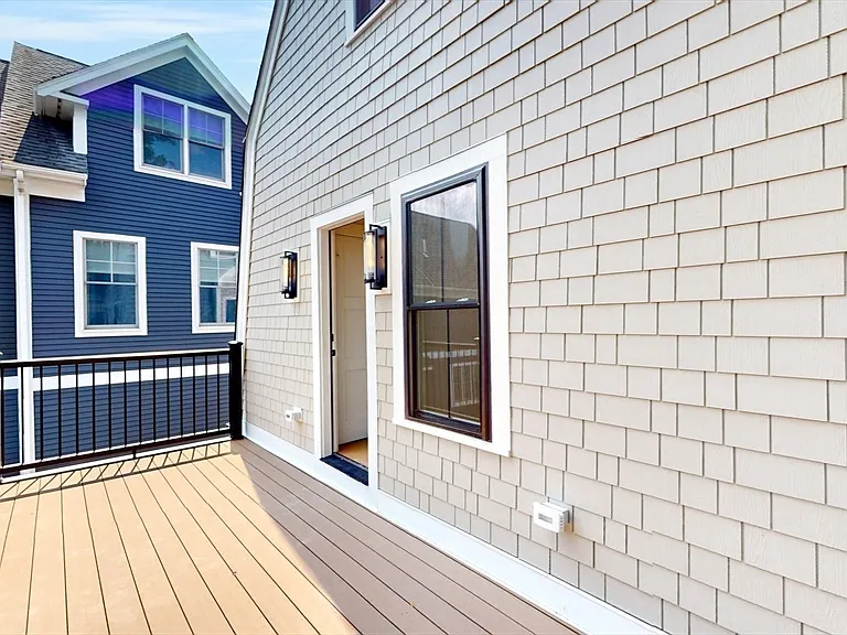 139 Sycamore St #B — Photo 19