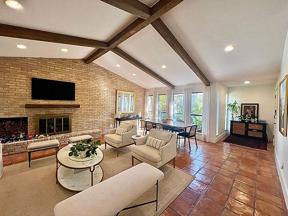 Living/Dining