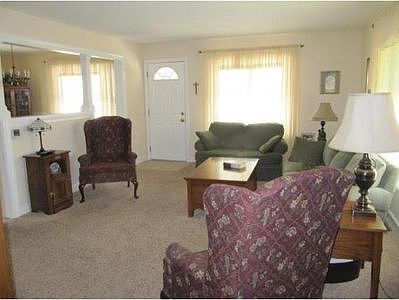 3rd image of 89 Academy St