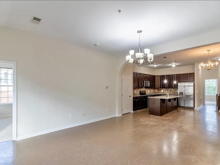 85 Strother Ln #203 — Photo 27