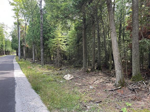 5th image of W Cana Island Rd
