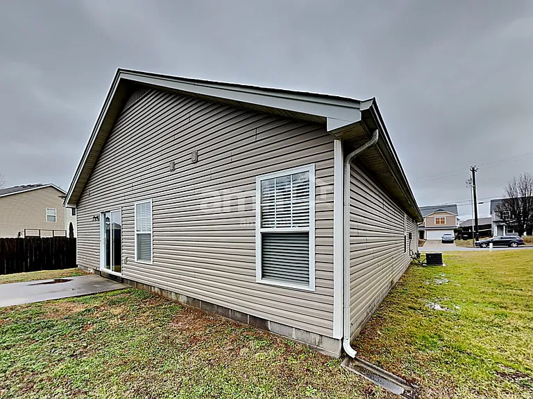 3136 Hidden Creek Dr — Photo 21
