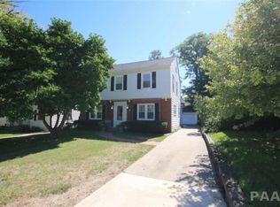 414 W Forrest Hill Ave, Peoria, IL 61604