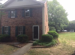 3860 F Huntingreen Ln, Winston Salem, NC 27106