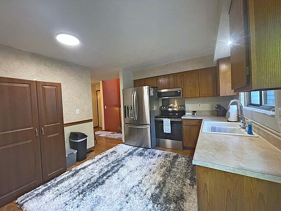 4th image of 5247 Southminster Rd