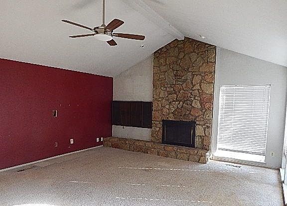 2nd image of 2200 Alderham Ave