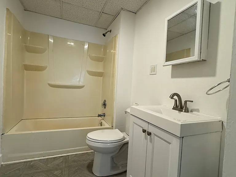 28 Notre Dame Ave #1 — Photo 12