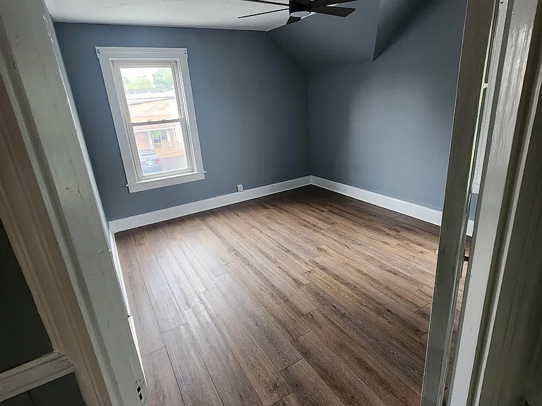 109 Cleveland St — Photo 5