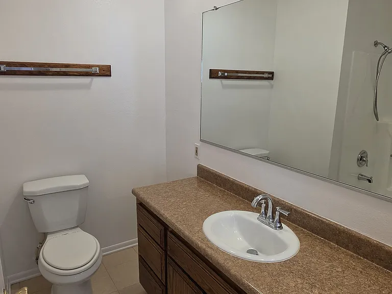 533 E Verdugo Ave — Photo 12