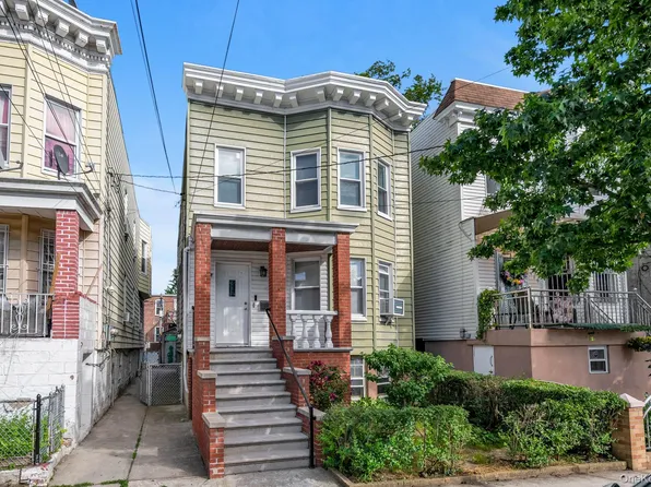 2422 St Raymonds Avenue, Bronx, NY 10461