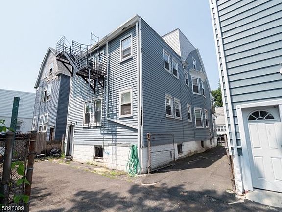 5th image of 20 Saint Paul Ave