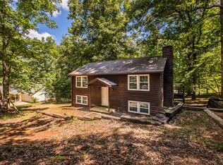 8702 Lochinvar Dr, Charlotte, NC 28227