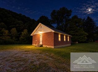 164 Fond St, Rock, WV 24747