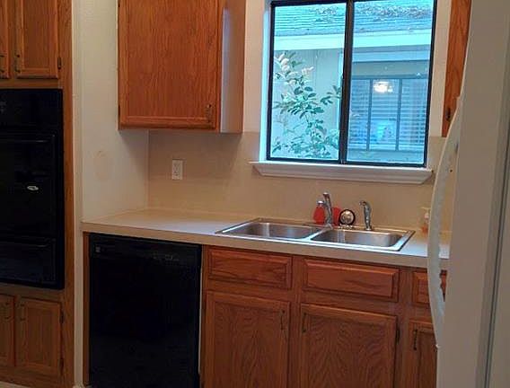 4th image of 11928 Meadowfire Dr