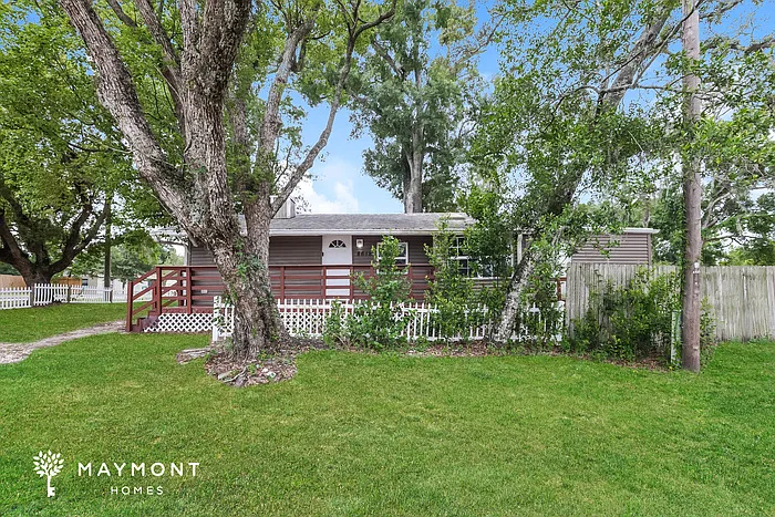 3 bed, 2.0 bath, 1064 sqft, $1,745 — Photo 1