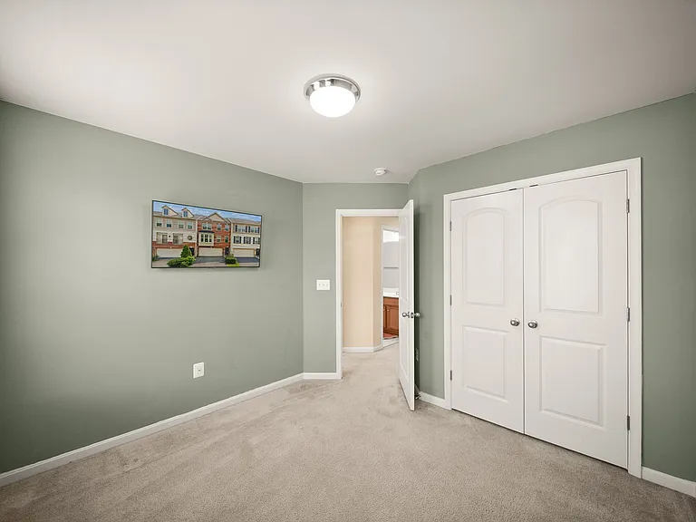 1439 Occoquan Heights Ct — Photo 36
