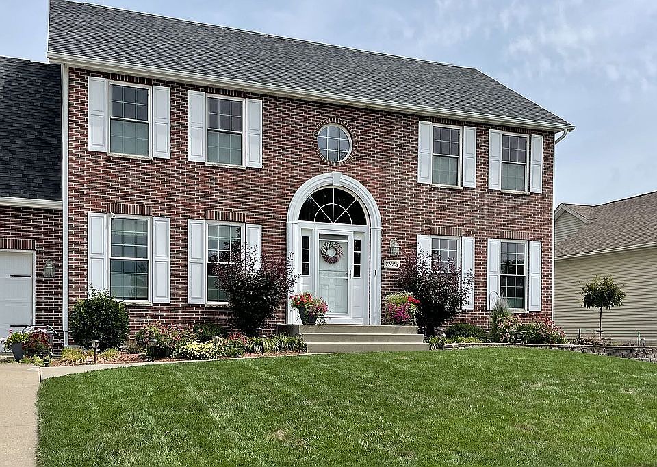1st image of 7823 Winston Dr NE