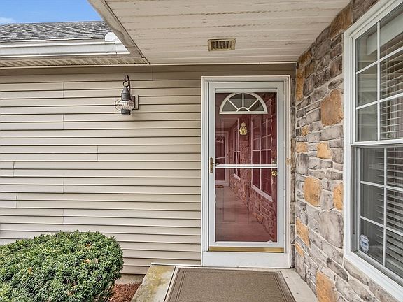 4th image of 83 Clipper Way #83