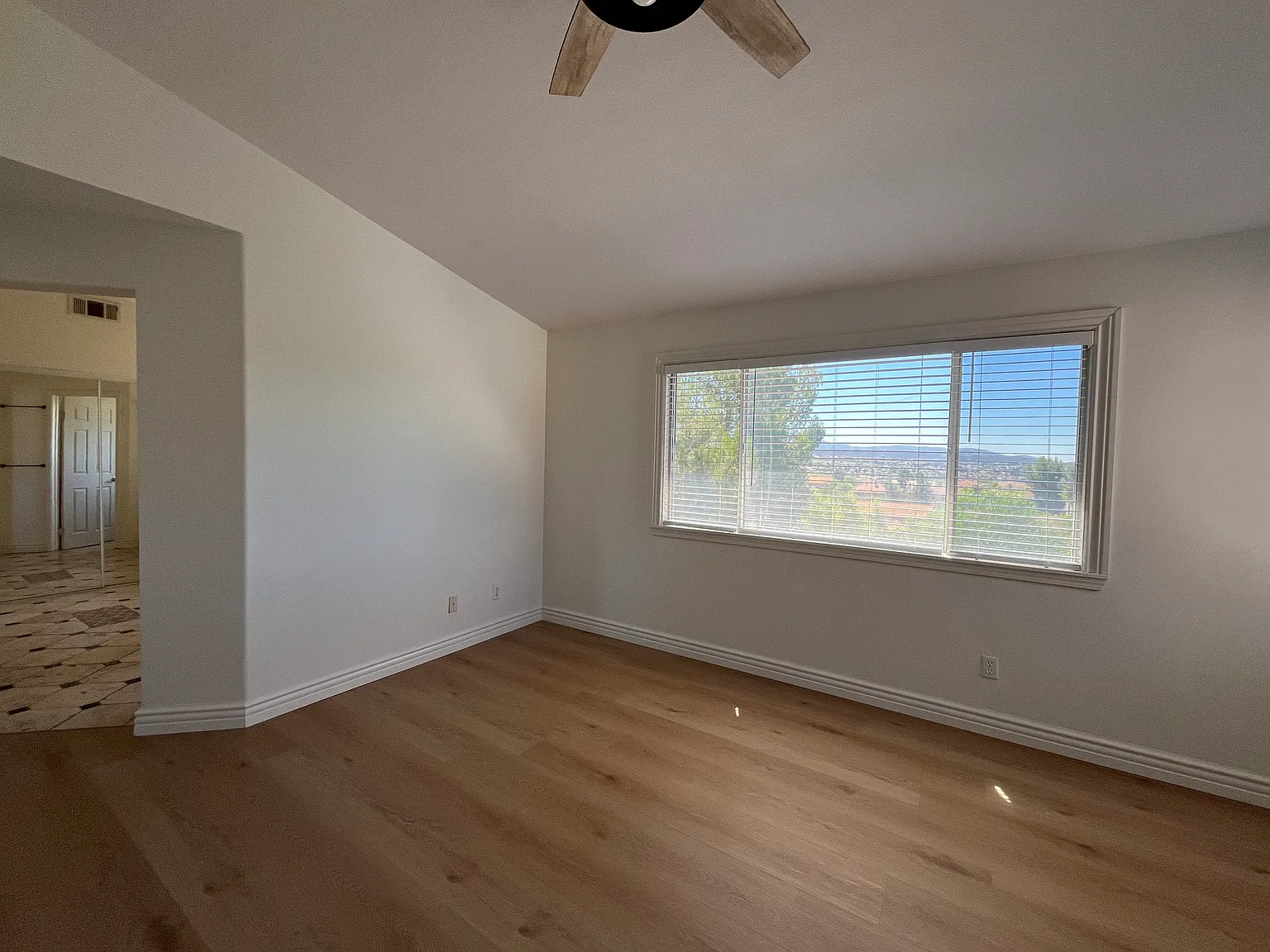33243 Fox Rd — Photo 3