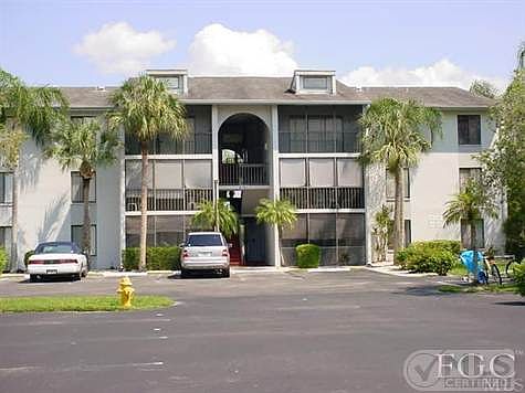 1st image of 4701 Lakeside Club Blvd APT 4