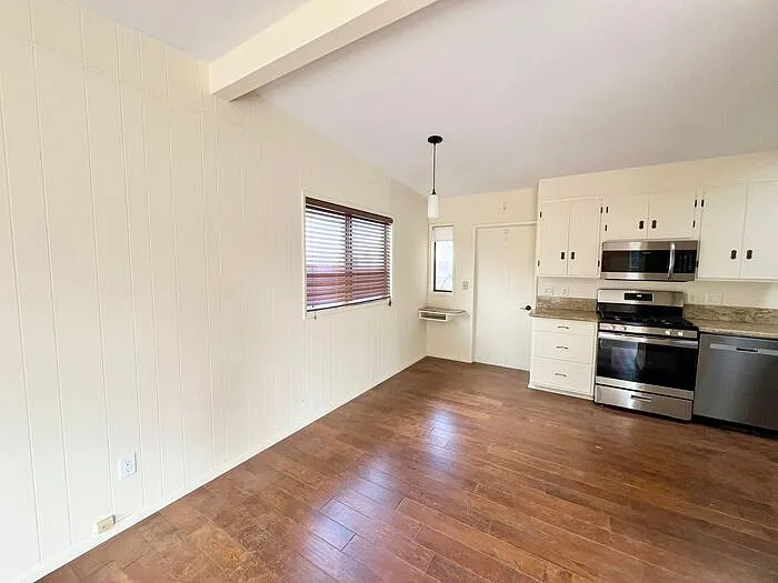4542 Hidalgo Ave — Photo 7