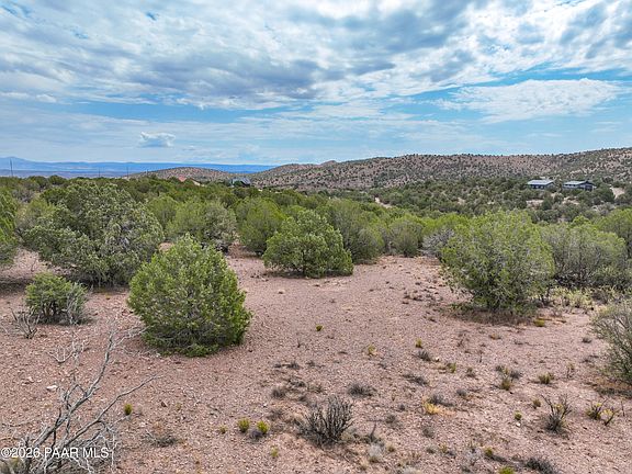 4th image of 4411 W Sullivan Buttes Rdg