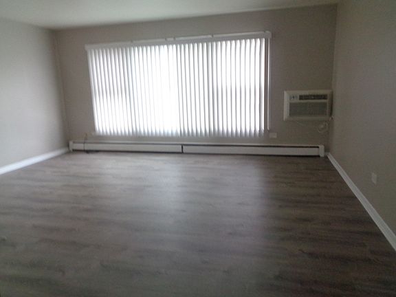 3rd image of 8701 S 81st Ct #4E