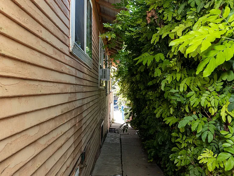 719 N Coronado St — Photo 33