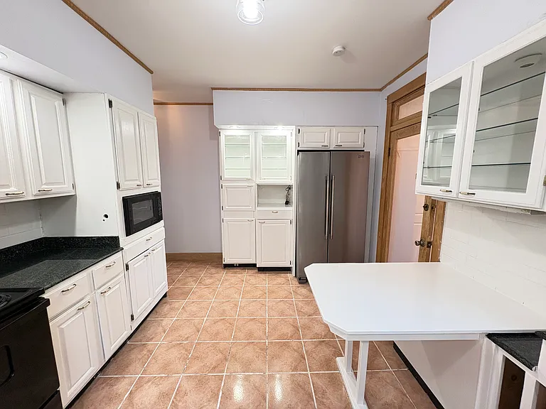 6345 Morrowfield Ave — Photo 4