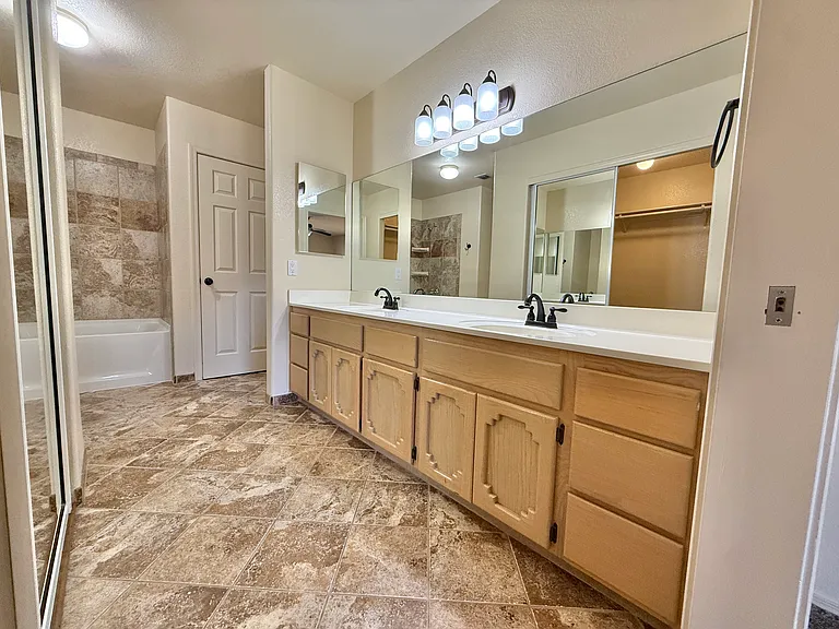 7806 E Topeka Pl — Photo 15
