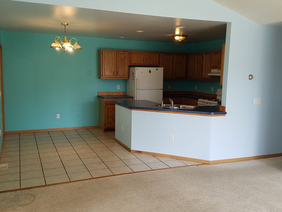 2nd image of 23658 E 4th St APT B