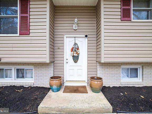 4th image of 181 Chatham St
