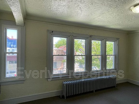5th image of 5911 W Burnham St Unit A