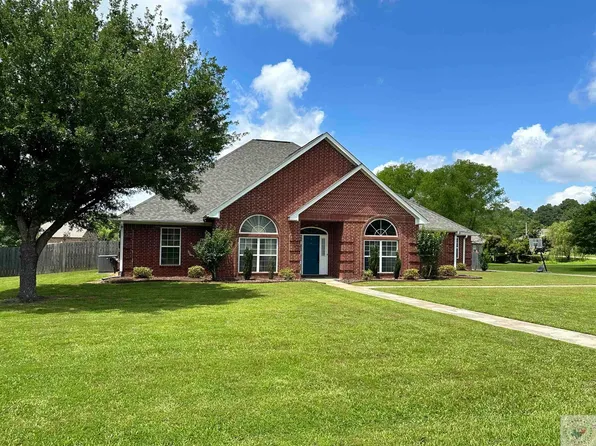 12 Stone Rd, Texarkana, TX 75501