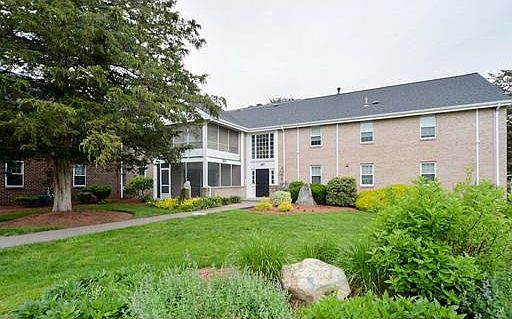 1st image of 107 Ethyl Way APT H