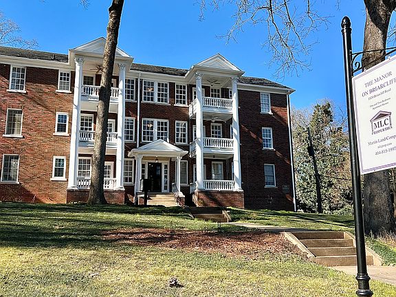 2nd image of 1324 Briarcliff Rd #3