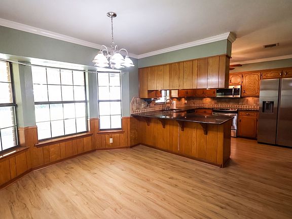 5th image of 507 Parklane Dr