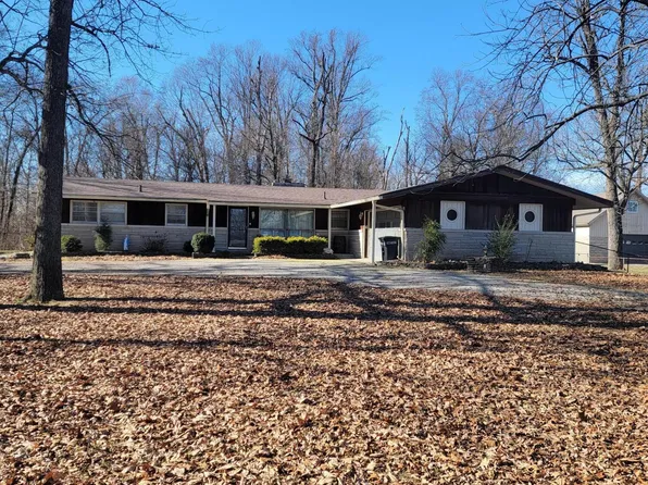 9307 Fairground Rd, Louisville, KY 40291