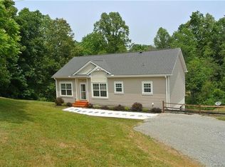 335 Upper Thomas Branch Rd, Marshall, NC 28753