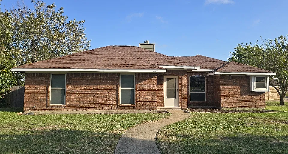 6527 Leasa Ct