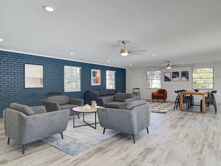 The Estuary Apartments — Photo 8