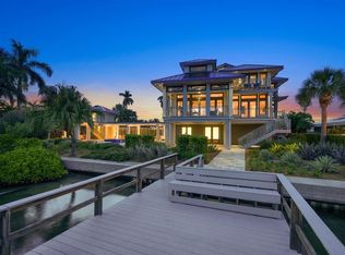 435 115th Ave, Treasure Island, FL 33706