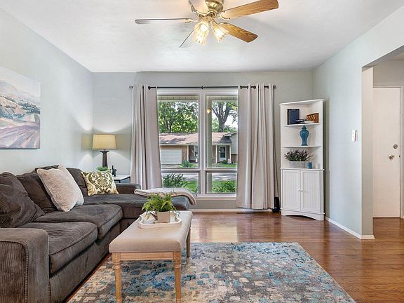 5th image of 5102 Dixon Dr