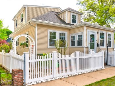 14 Sterling St, Quincy, MA, 02171