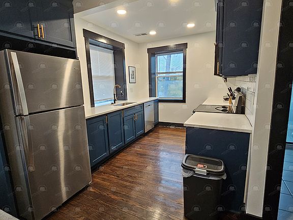 3rd image of 7022 Prospect Ave #3