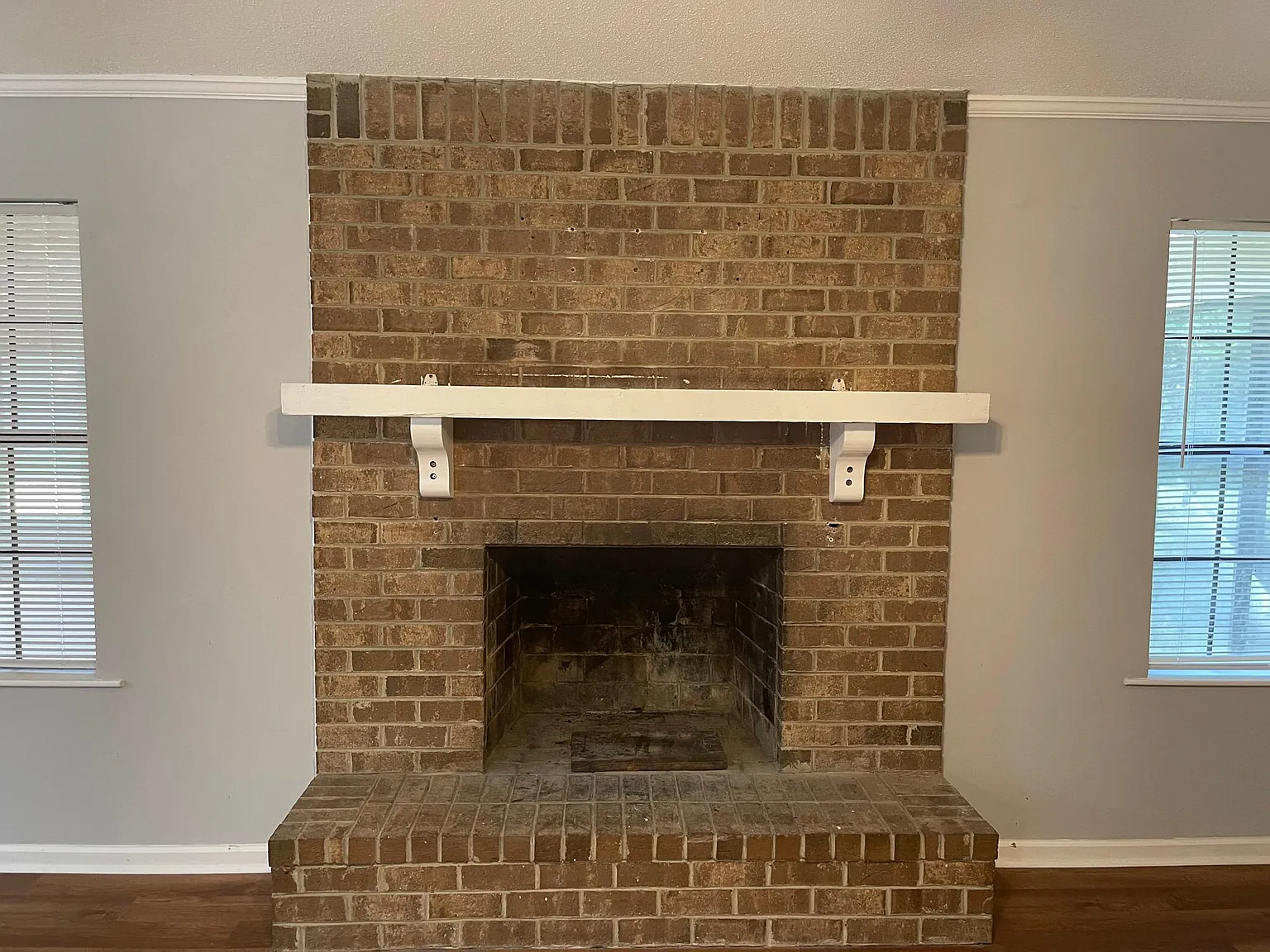 1502 Whitfield Park Cir — Photo 4
