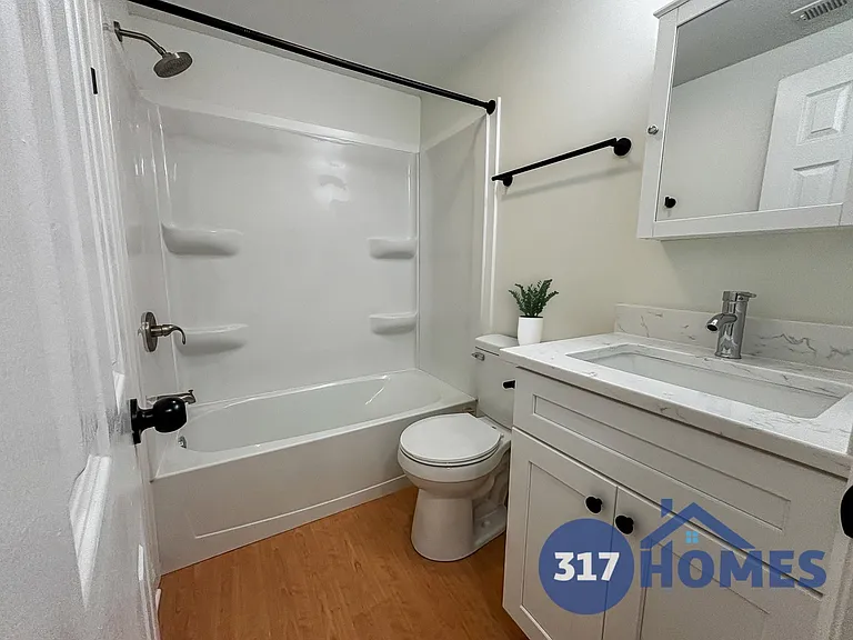 3466 Carrollton Ave #203 — Photo 6