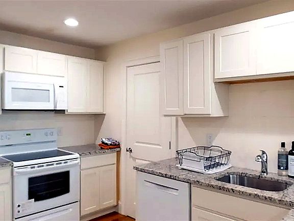 3rd image of 40 Naples Rd #B
