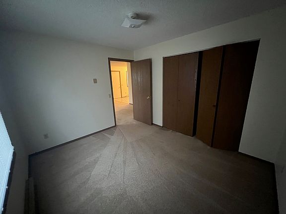 2nd image of 1146 Imperial Cir APT 1
