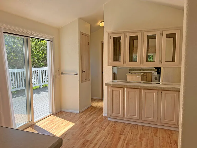 51 Midway Dr #13 — Photo 2